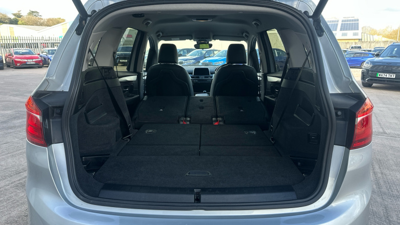 BMW 2 Series 218i Luxury 5dr Step Auto Petrol Estate